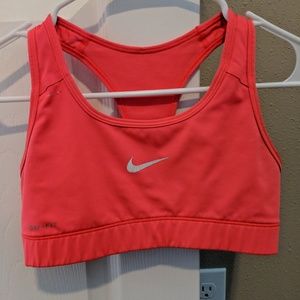 Sports bra